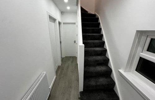 Sheldon Apartment | Lovely Home near BHX airport, NEC
