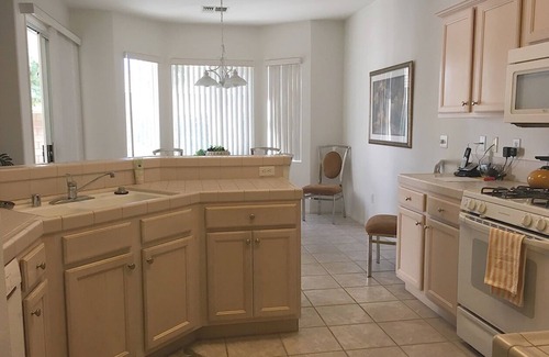 Thousand Palms House | Lovely Home, Sun City Palm Desert