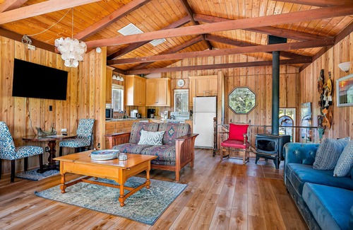 Lodge Hill House | Lovely home with fireplace, roomy deck, washer/dryer & EV charging - near ocean