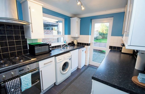 Henbury House | Lovely Home With Garden near Blaise Castle Estate