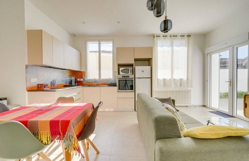Bastide House | Lovely house Bordeaux Cenon with garden