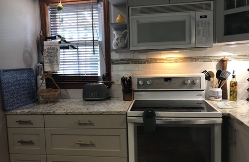 Harwich House | Lovely house near the Private Lake and the CC Bike Path! Sleeps 6