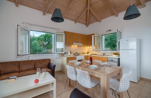 Grizokambos House | Lovely house with private pool