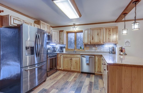 Interlaken House | Lovely Interlaken Home w/Fire Pit & Yard!