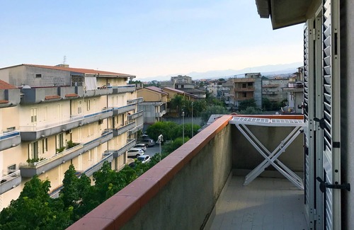 Marina di Gioiosa Ionica Apartment | Lovely apartment just steps from the sea!