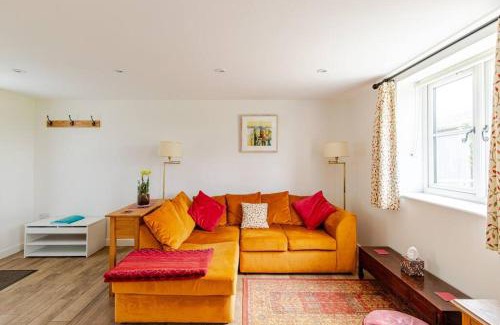 Five Oak Green House | Lovely Kent cottage with rural Medway views