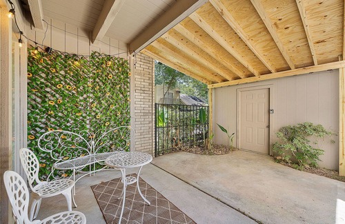 Kingwood House | Lovely Kingwood 3BR Townhouse. Quiet and Cozy