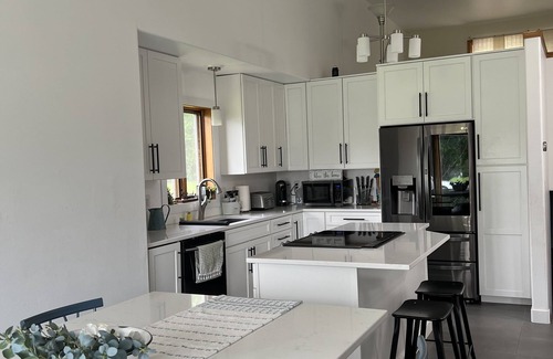 Oshkosh House | Lovely, large home near EAA