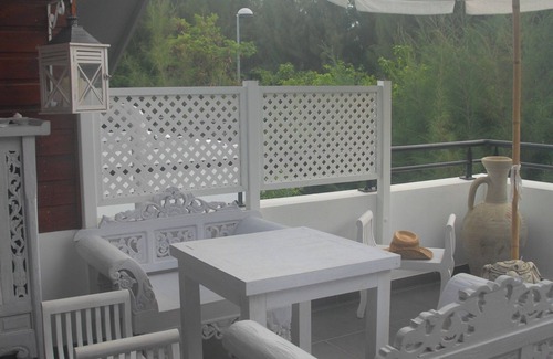 La Saline Les Bains Apartment | lovely little apartment on the lagoon of the Hermitage