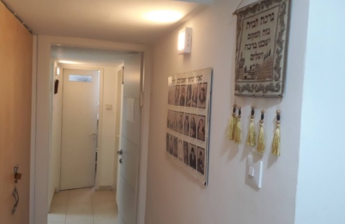 Netanya Apartment | Lovely Little Apartment near Beach & Promenade