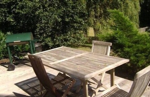 Saint-Etienne-au-Mont Apartment | Lovely little house of gardian in a park