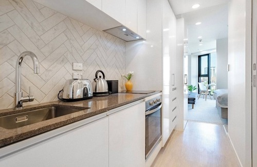 Auckland Central Business District House | Lovely Little Nest in CBD