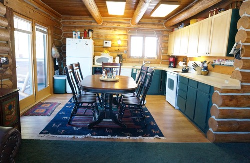 Big Sky Meadow Village Cabin | Lovely Log cabin in the heart of Big Sky