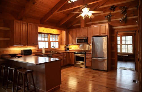Fairfield House | Lovely log home on Lake Mattamuskeet