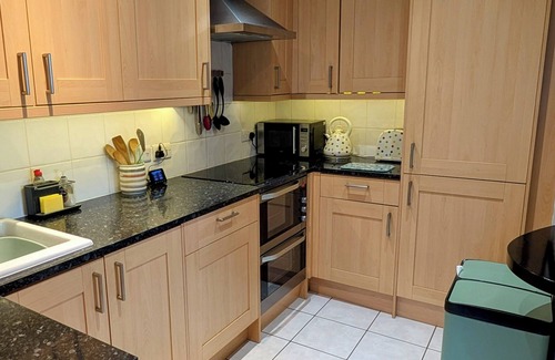 Bermondsey House | Lovely London Bridge cottage with free parking