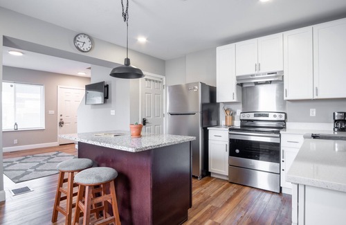Columbus Apartment | Lovely Luxury 2 Bed Central Town