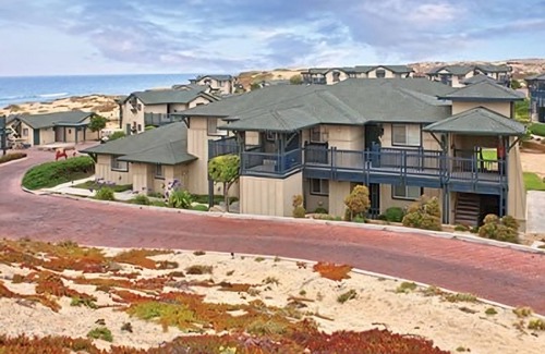 Marina Apartment | Lovely Marina Apartment w/Beach Access 11/1 - 11/4/24.