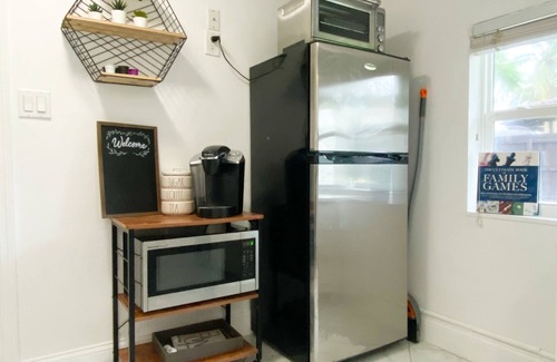 Palmetto Estates Apartment | Lovely Miami Apartment with Spacious Backyard!