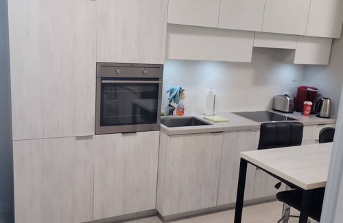 Yonge-Eglinton Condo | Lovely midtown 1bdrm+den condo (Yonge-Eglinton)