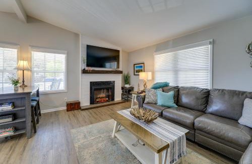 Morehead City House | Lovely Morehead City Home with Fire Pit and Gas Grill