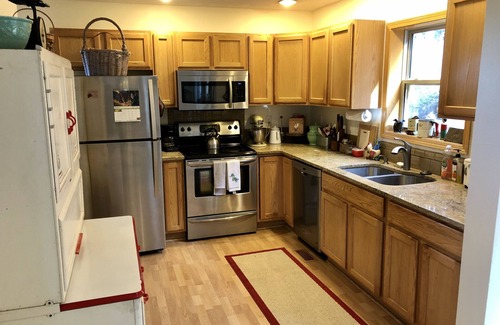 Nederland House | Lovely Mountain Getaway w/Epic Views in Nederland!
