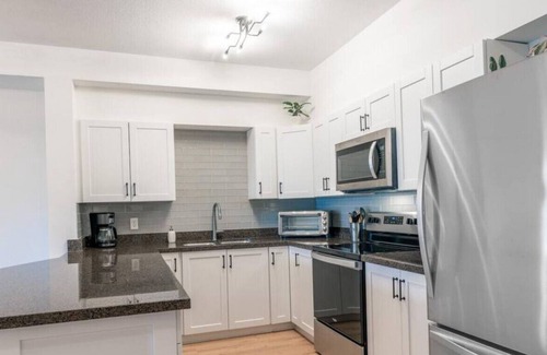Quail Ridge Apartment | Lovely Mountainview Condo with Pool! #2318