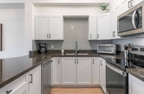 Quail Ridge Apartment | Lovely Mountainview Condo with Pool! #2318