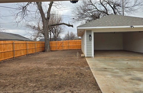 Central Oklahoma City House | Lovely New 3br/2br Home near Downtown/OU/Hospitals/Resort/Arena