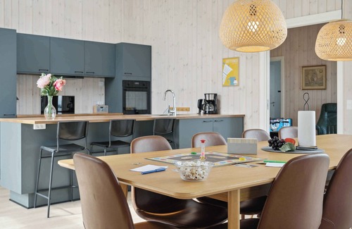 Aabenraa House | Lovely, new-built cottage near sea