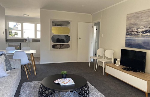 Hamilton House | Lovely Newly Renovated Home