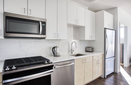Newtonville Apartment | Lovely Newton 2BR w/W/D & Gym, nr Newtonville T, by Blueground