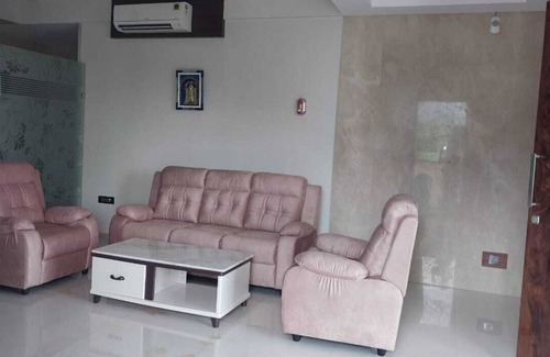 Visakhapatnam Apartment | Lovely, Nice New Family Sized Apartment close to Temples and Shopping areas