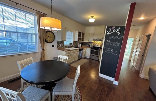 Sunset Cottage | Lovely North End Cottage