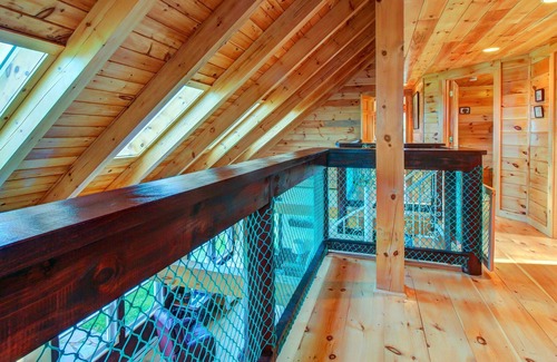 Lubec House | Lovely Oceanfront Home with Lighthouse View, Private Hot Tub, and Beach Access