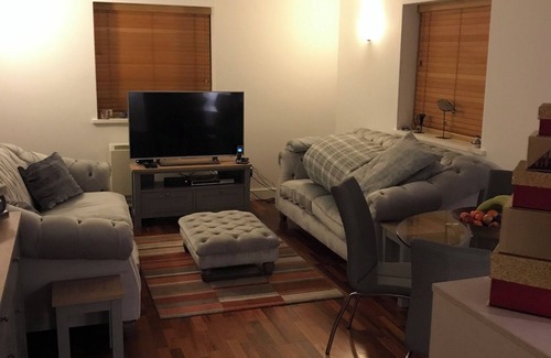 Atlantic Wharf Apartment | Lovely one bed Apartment Situated Between Cardiff City Centre and Cardiff bay