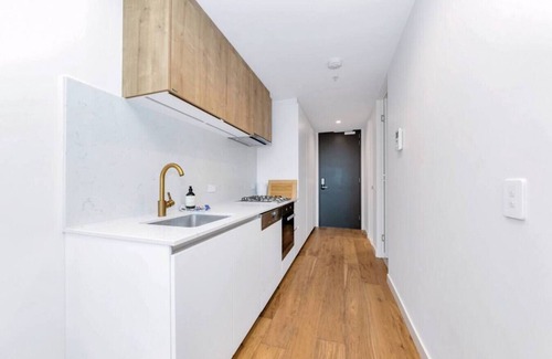 Chinatown Apartment | Lovely one bed room apt Ultimate Luxury Lifestyle with Great Location