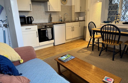 Brading Apartment | Lovely one bedroom apartment, Isle of Wight