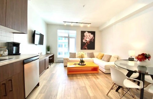 Sidney Hotel | Lovely One Bedroom Suite