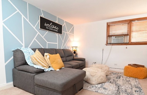 Ellsworth Condo | Lovely One Bedroom Modern Condo