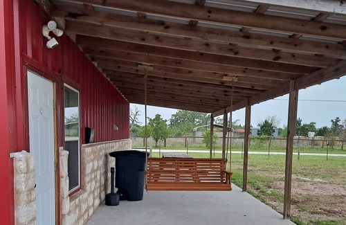 Bastrop House | Lovely one room barndominium - The Bastrop Barndo