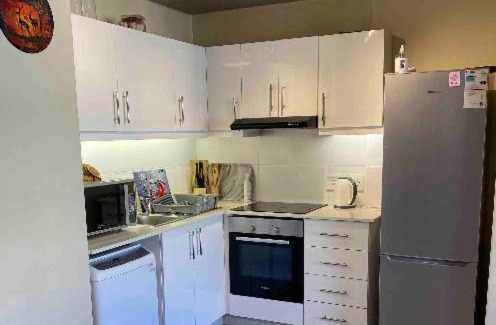 Observatory Apartment | Lovely open and sunny 2 bedroom apartment