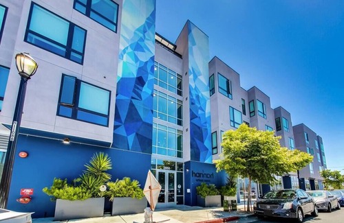 Clawson Apartment | Lovely Open One-Bedroom in West Oakland