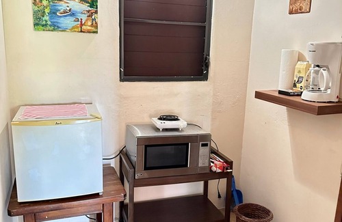 Oyster Pond Cottage | LOVELY OYSTER POND AND OCEAN VIEW IN BEST NEIGHBORHOOD