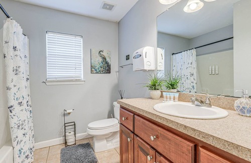 Prichard House | Lovely Prichard Home w/ Yard, Grill & Fireplace!