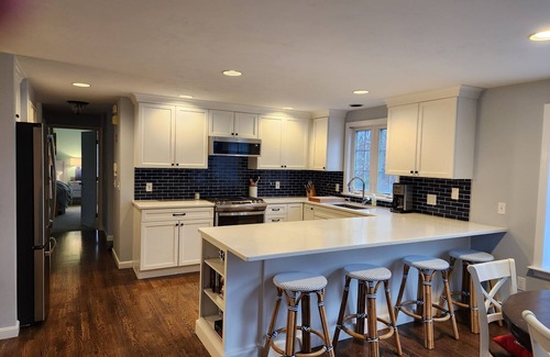 Dennis House | Lovely & private 4 bed/2.5 bath in Dennis Village. Chef's kitchen, Central Air!