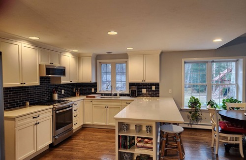 Dennis House | Lovely & private 4 bed/2.5 bath in Dennis Village. Chef's kitchen, Central Air!