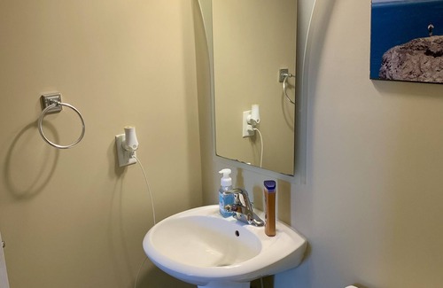 Dartmouth House | Lovely Private Bedroom. Close to all amenities