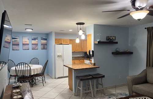 Oakes Estates Cottage | Lovely Private Cottage, less than 5 miles to the beach!