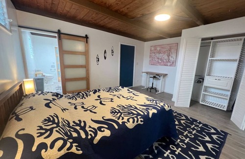 Enchanted Lake House | Lovely Private Kailua Cottage