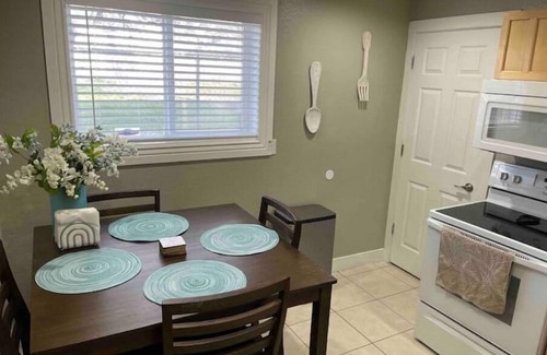 Central City Apartment | Lovely quiet 2 bedroom rental with free parking